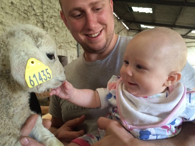 Kids experience farmlife.