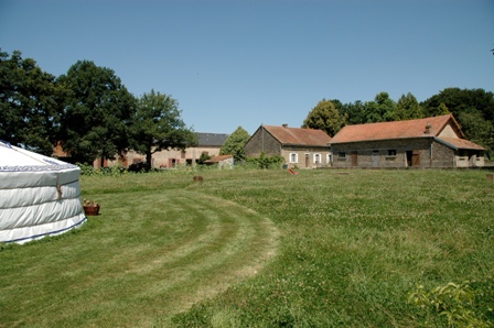 L'entrée de la ferme L'entrée de la ferme
